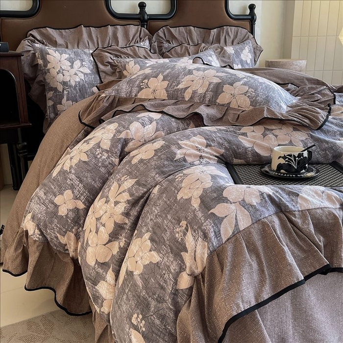 91家纺网 家纺一手货源 找家纺 丝芙妮家居（原乐视家纺） 2025新款A类原麻复合印花花边四件套 漫步花庭