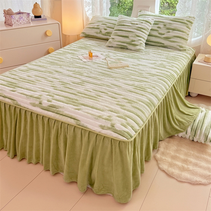 91家纺网 家纺一手货源 找家纺 梦舒羽 2025新款兔毛绒床裙法兰绒床垫保护罩牛奶绒床垫法莱绒床单罩-抽条 兔毛绒抽条-梦幻果绿