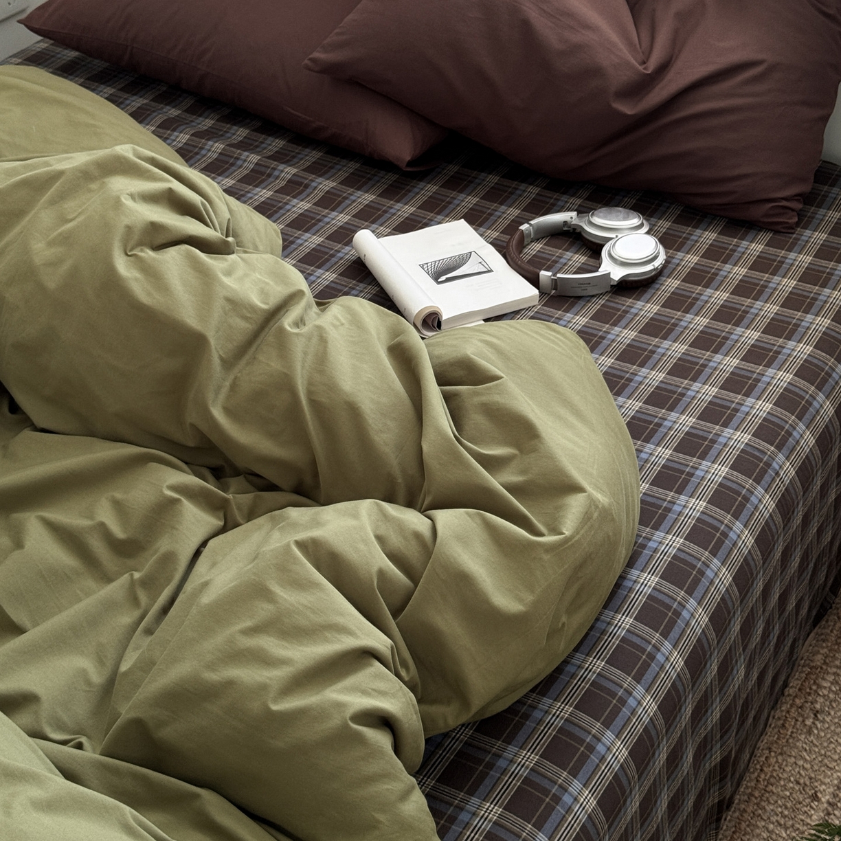 91家纺网 家纺一手货源 找家纺 （总）玖弘家居 2025新款纯色被套格子单混搭四件套