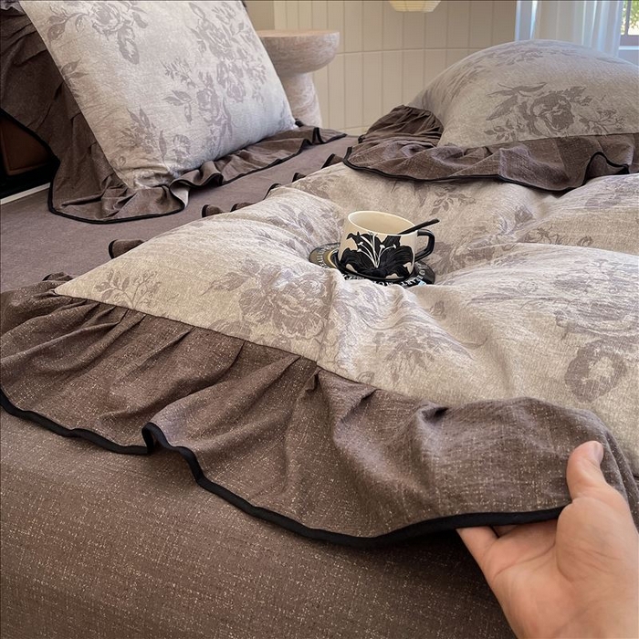 91家纺网 家纺一手货源 找家纺 丝芙妮家居（原乐视家纺） 2025新款A类原麻复合印花花边四件套 森蔓