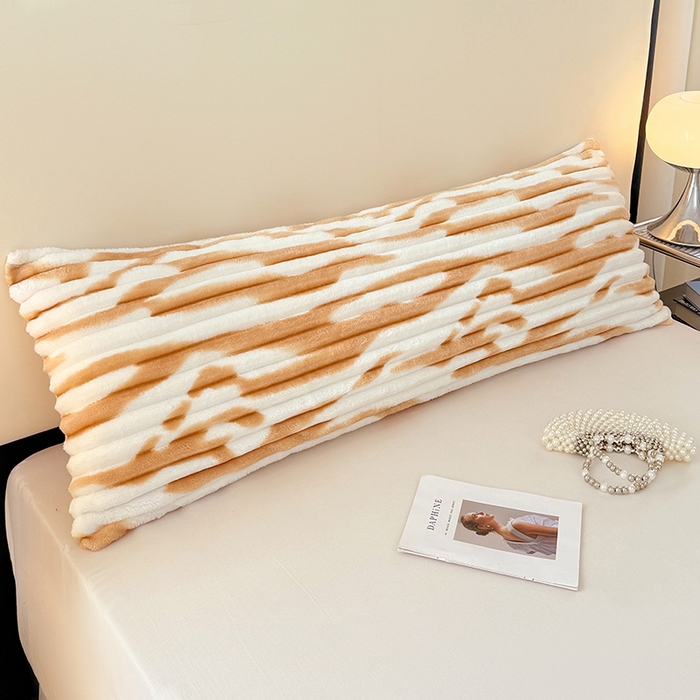 圣比熊 2025新款法莱绒双人枕套牛奶绒加长法兰绒枕芯套兔毛绒雪花绒枕头套-抽条 法莱绒抽条-梦幻奶咖