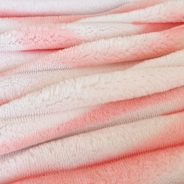 91家纺网 家纺一手货源 找家纺 圣比熊 2025新款法莱绒双人枕套牛奶绒加长法兰绒枕芯套兔毛绒雪花绒枕头套-抽条 法莱绒抽条-梦幻樱粉