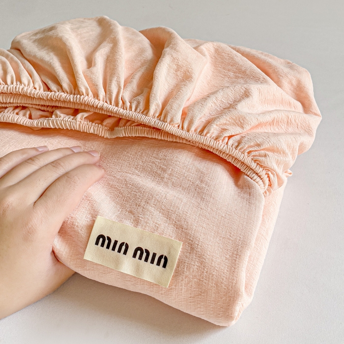 91家纺网 家纺一手货源 找家纺 澜妃 2025新款云感提花双层纱单床笠 床笠单件 瓷玉泡泡