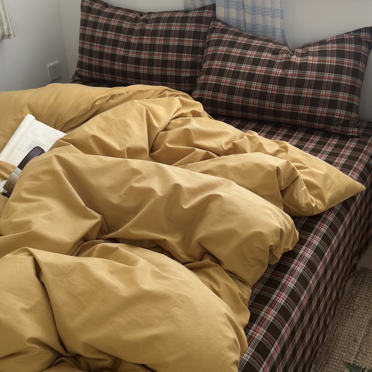 91家纺网 家纺一手货源 找家纺 （总）玖弘家居 2025新款纯色被套格子单混搭四件套