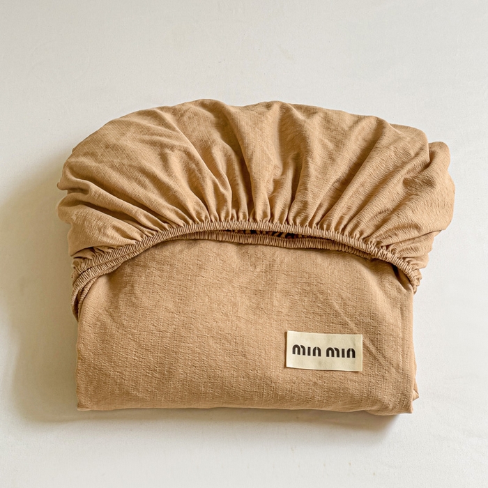 91家纺网 家纺一手货源 找家纺 澜妃 2025新款云感提花双层纱单床笠 床笠单件 黄驼泡泡