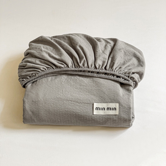 91家纺网 家纺一手货源 找家纺 澜妃 2025新款云感提花双层纱单床笠 床笠单件 灰色泡泡