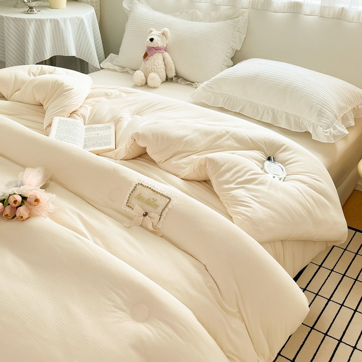 91家纺网 家纺一手货源 找家纺 花满路 2025新款成人秋冬被子被芯 可可白