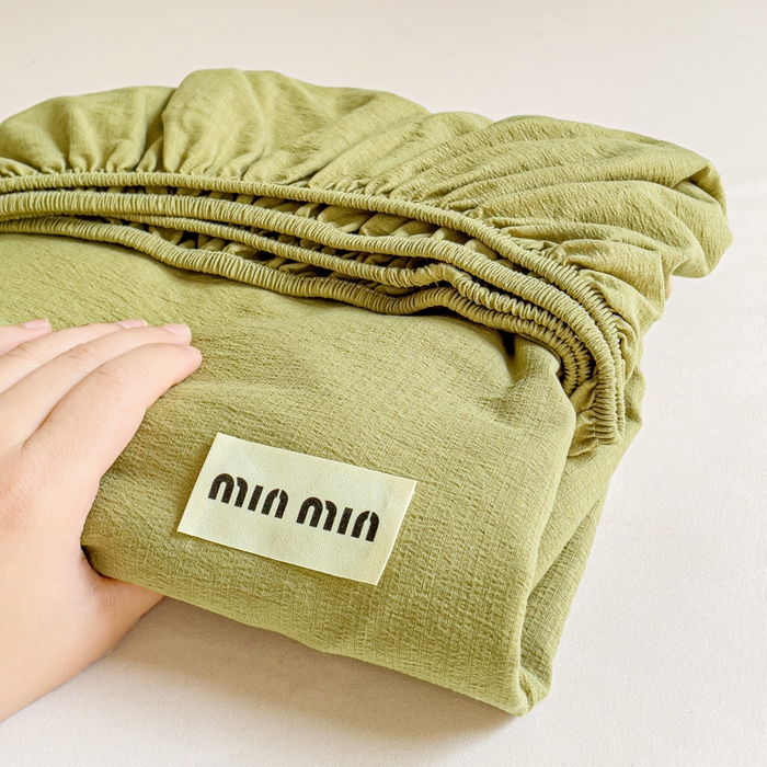 91家纺网 家纺一手货源 找家纺 澜妃 2025新款云感提花双层纱单床笠 床笠单件 芥末绿泡泡