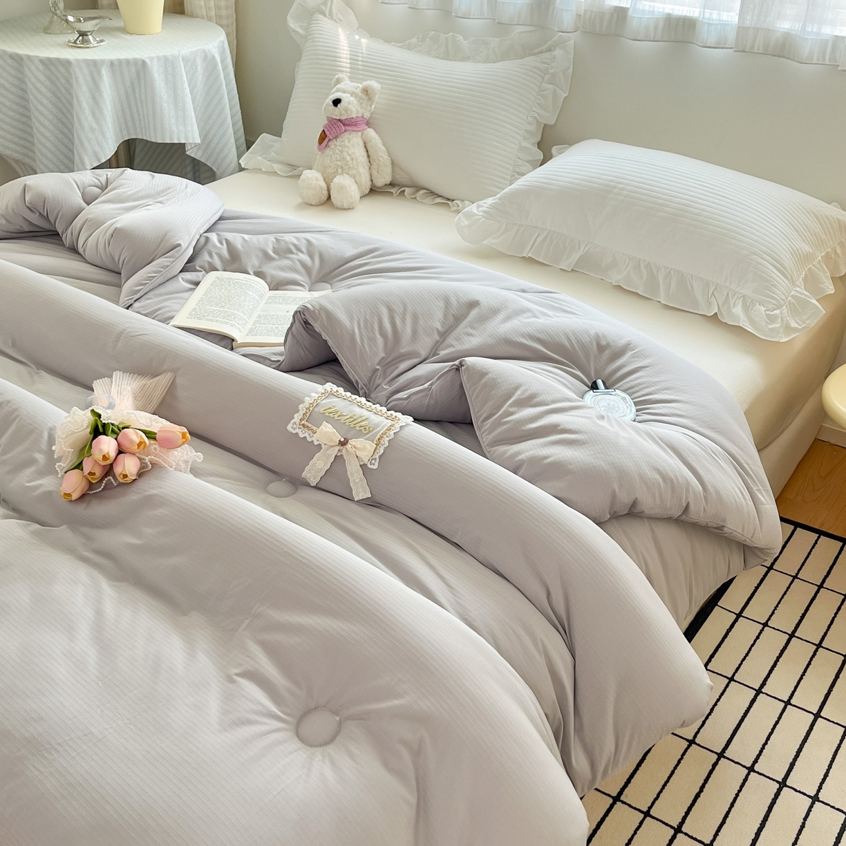 91家纺网 家纺一手货源 找家纺 花满路 2025新款成人秋冬被子被芯 珍珠灰