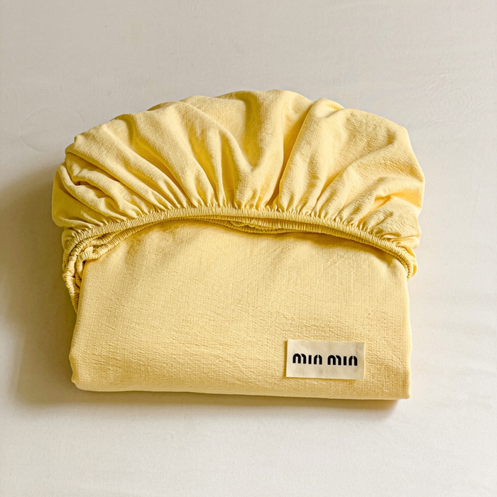 91家纺网 家纺一手货源 找家纺 澜妃 2025新款云感提花双层纱单床笠 床笠单件 米黄泡泡