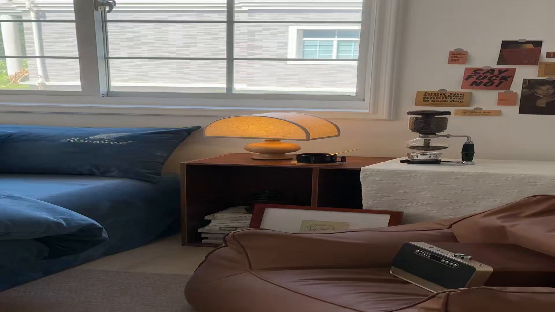 91家纺网 家纺一手货源 找家纺 （总）爱彼家纺 2025新款牛奶绒刺绣四件套--羽毛系列-风格一