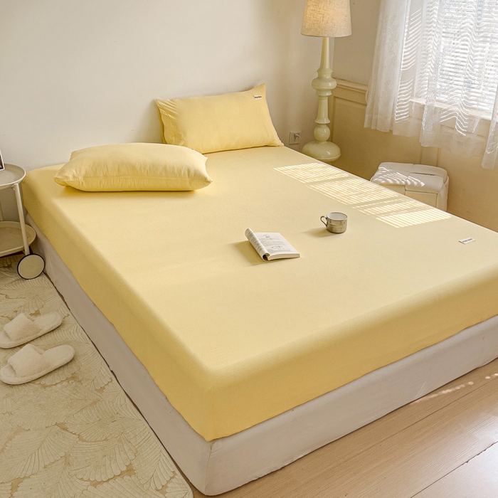 91家纺网 家纺一手货源 找家纺 澜妃 2025新款云感提花双层纱单床笠 床笠单件 米黄泡泡