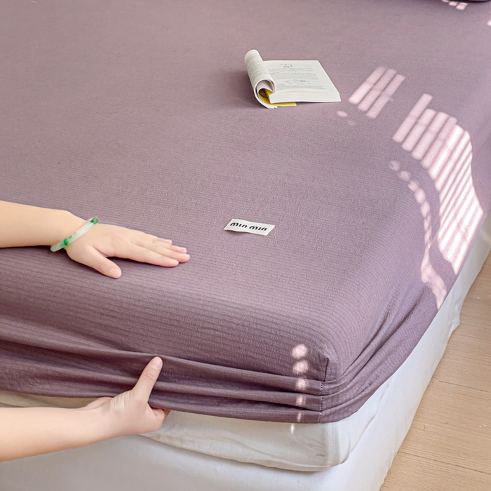 91家纺网 家纺一手货源 找家纺 澜妃 2025新款云感提花双层纱单床笠 床笠单件 紫色泡泡