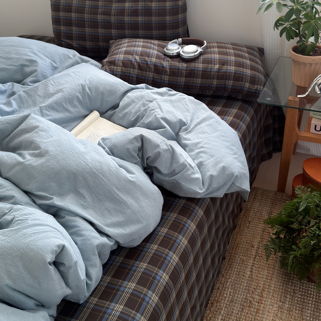 91家纺网 家纺一手货源 找家纺 玖弘家居 2025新款纯色被套格子单混搭四件套 海岸蓝格-浅蓝（枕套格子）