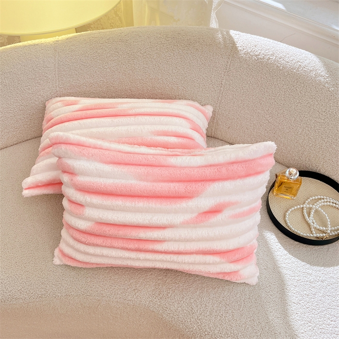 91家纺网 家纺一手货源 找家纺 梦舒羽 2025新款法莱绒抱枕套法兰绒枕套宿舍枕芯套兔毛绒30x50枕头套-抽条 法莱绒抽条-梦幻樱粉