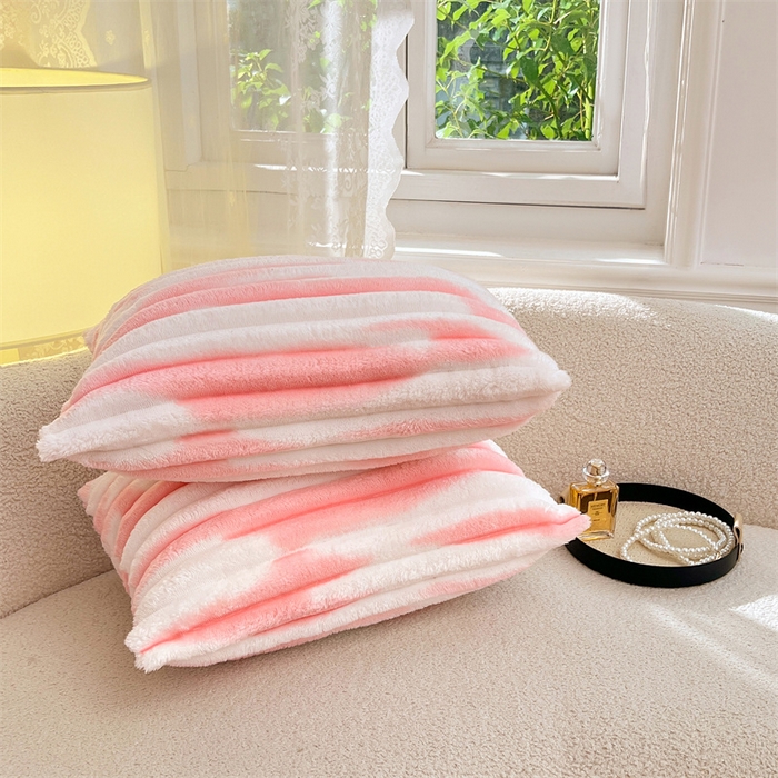 91家纺网 家纺一手货源 找家纺 梦舒羽 2025新款法莱绒抱枕套法兰绒枕套宿舍枕芯套兔毛绒30x50枕头套-抽条 法莱绒抽条-梦幻樱粉