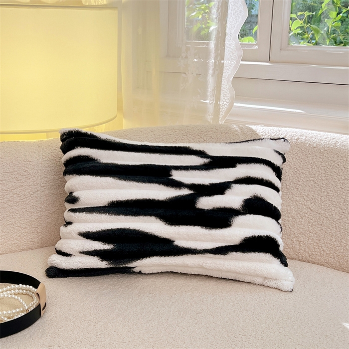 91家纺网 家纺一手货源 找家纺 梦舒羽 2025新款法莱绒抱枕套法兰绒枕套宿舍枕芯套兔毛绒30x50枕头套-抽条 法莱绒抽条-梦幻墨白