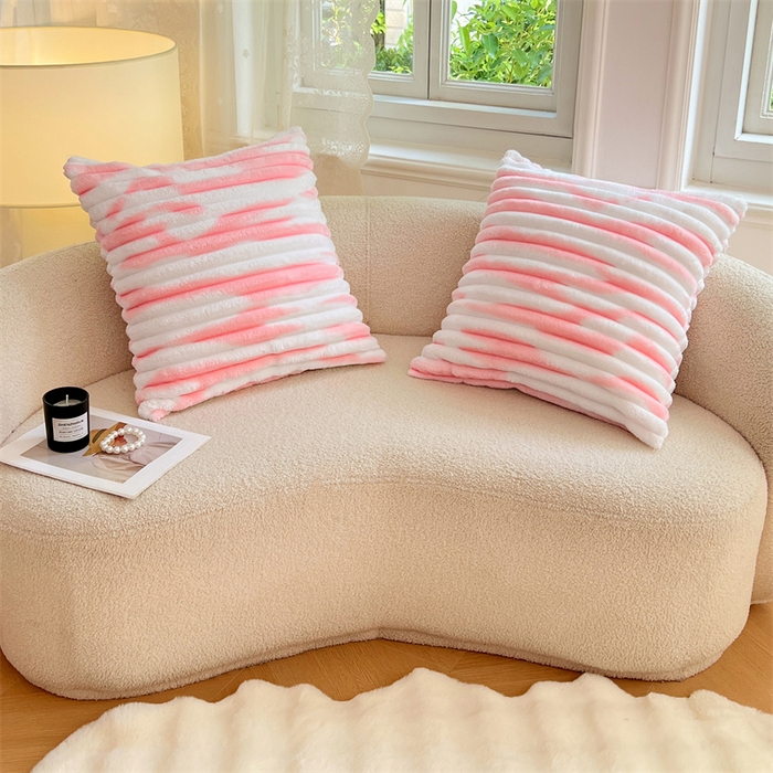 91家纺网 家纺一手货源 找家纺 梦舒羽 2025新款法莱绒抱枕套法兰绒枕套宿舍枕芯套兔毛绒枕头套-抽条 法莱绒抽条-梦幻樱粉