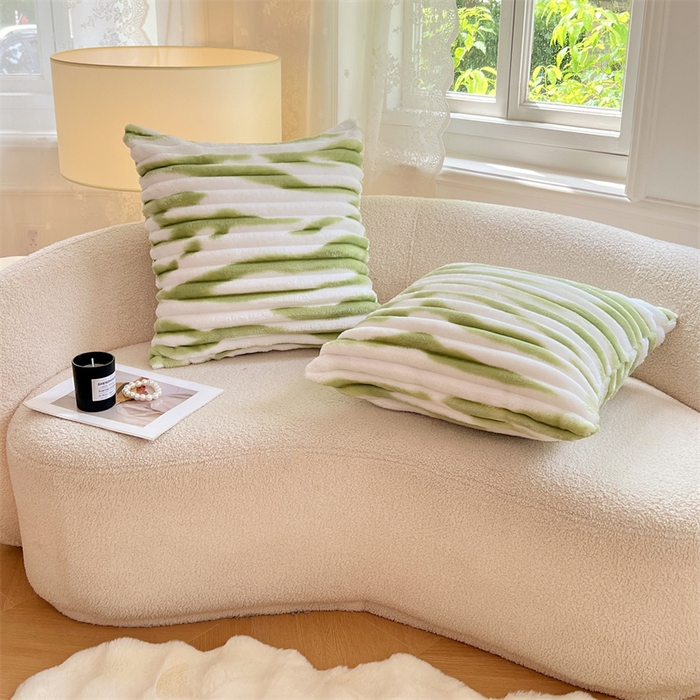 91家纺网 家纺一手货源 找家纺 梦舒羽 2025新款法莱绒抱枕套法兰绒枕套宿舍枕芯套兔毛绒枕头套-抽条 法莱绒抽条-梦幻果绿