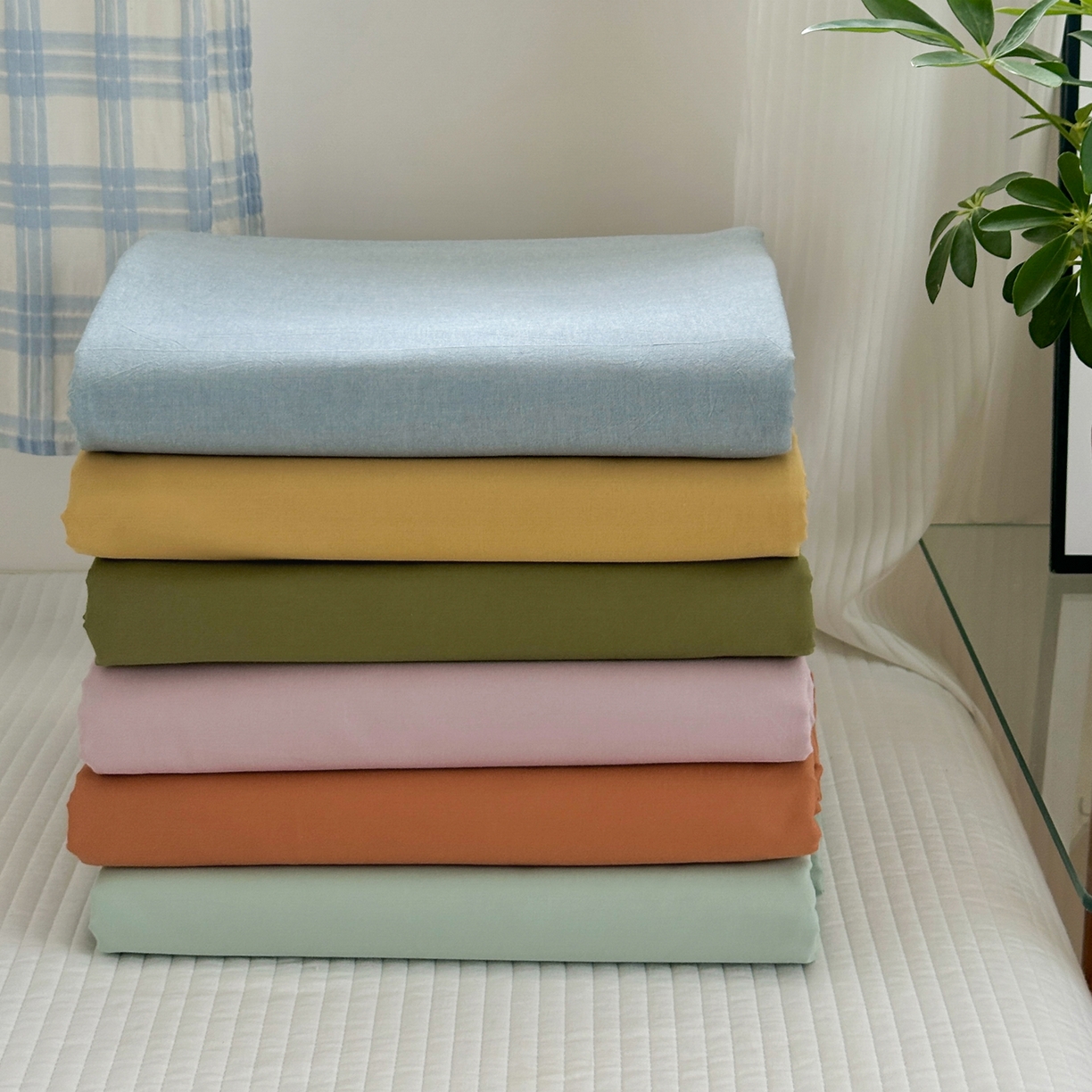 玖弘家居 2025新款纯色被套格子单混搭四件套 叠拍（仅展示）