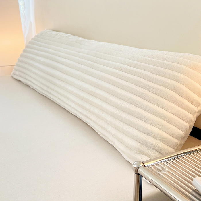 91家纺网 家纺一手货源 找家纺 梦舒羽 2025新款法莱绒双人枕套牛奶绒加长法兰绒枕芯套兔毛绒雪花绒枕头套-抽条 法莱绒抽条-晨曦白