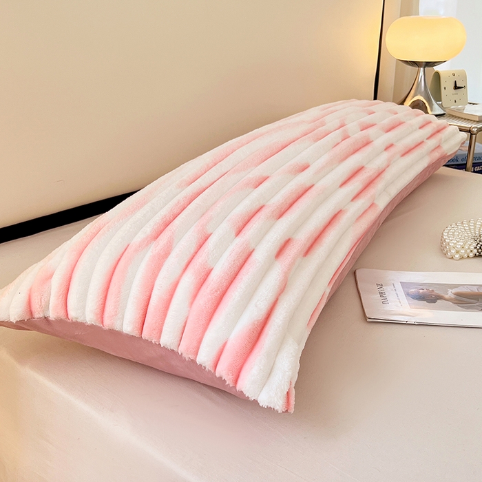 91家纺网 家纺一手货源 找家纺 梦舒羽 2025新款法莱绒双人枕套牛奶绒加长法兰绒枕芯套兔毛绒雪花绒枕头套-抽条 法莱绒抽条-梦幻樱粉