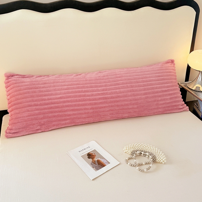 91家纺网 家纺一手货源 找家纺 梦舒羽 2025新款法莱绒双人枕套牛奶绒加长法兰绒枕芯套兔毛绒雪花绒枕头套-抽条 法莱绒抽条-云梦粉