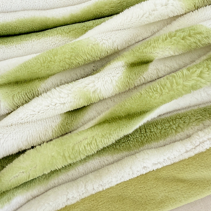 91家纺网 家纺一手货源 找家纺 梦舒羽 2025新款法莱绒双人枕套牛奶绒加长法兰绒枕芯套兔毛绒雪花绒枕头套-抽条 法莱绒抽条-梦幻果绿