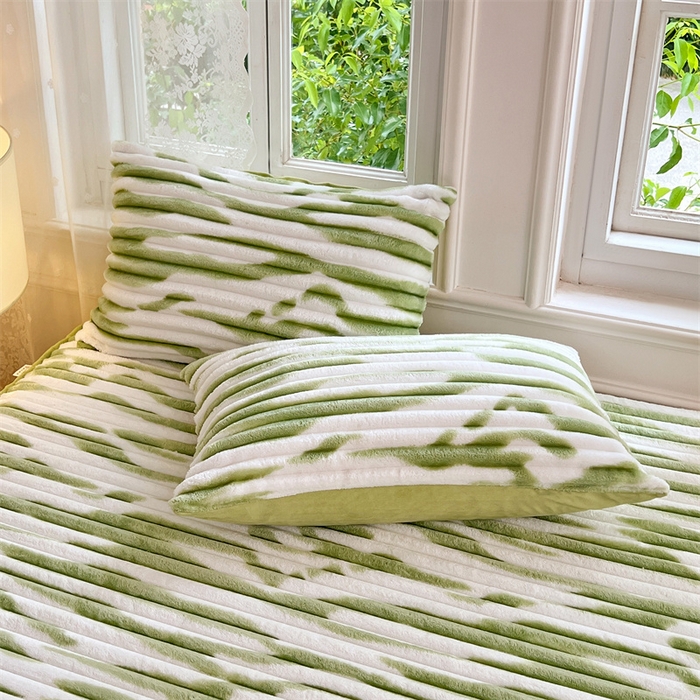 91家纺网 家纺一手货源 找家纺 梦舒羽 2025新款法莱绒枕套宿舍枕芯套单人48x74cm法兰绒兔毛绒枕头套-抽条 法莱绒抽条-梦幻果绿