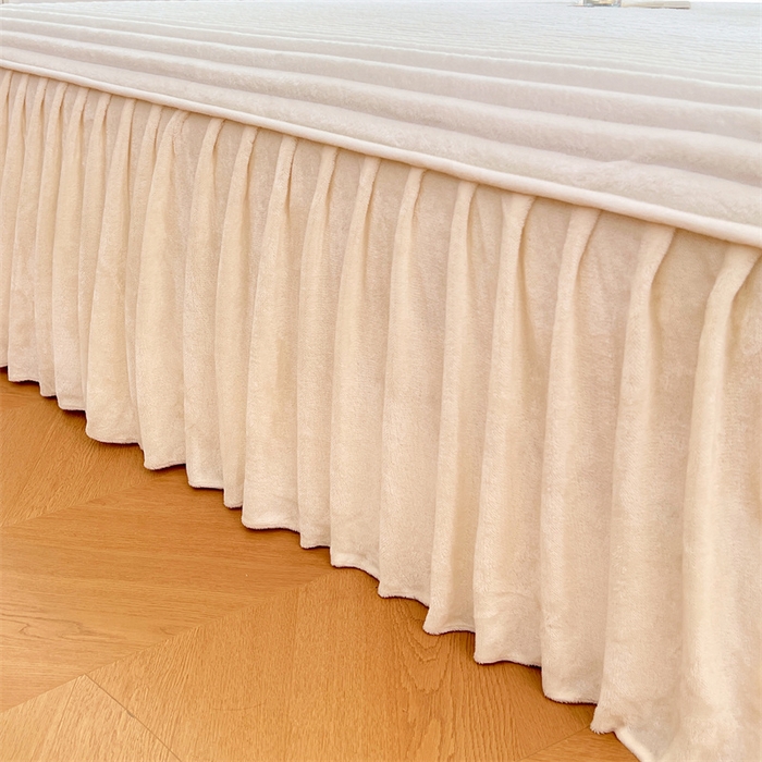 91家纺网 家纺一手货源 找家纺 圣比熊 2025新款法莱绒床裙法兰绒床垫保护罩牛奶绒兔毛绒床垫床单罩-抽条 法莱绒抽条-晨曦白