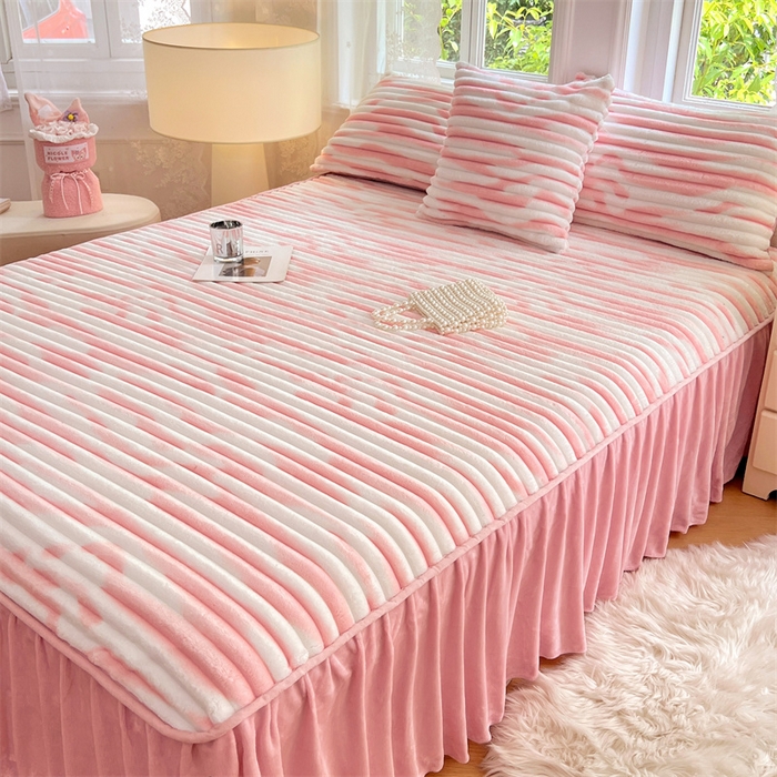 91家纺网 家纺一手货源 找家纺 圣比熊 2025新款法莱绒床裙法兰绒床垫保护罩牛奶绒兔毛绒床垫床单罩-抽条 法莱绒抽条-梦幻樱粉