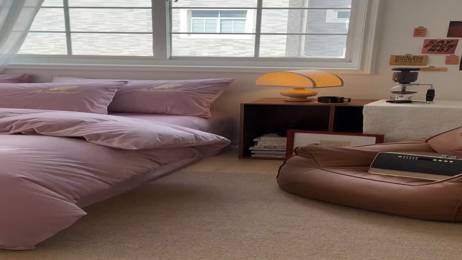 91家纺网 家纺一手货源 找家纺 爱彼家纺 2025新款牛奶绒刺绣四件套--羽毛系列-风格一 羽毛-浅紫