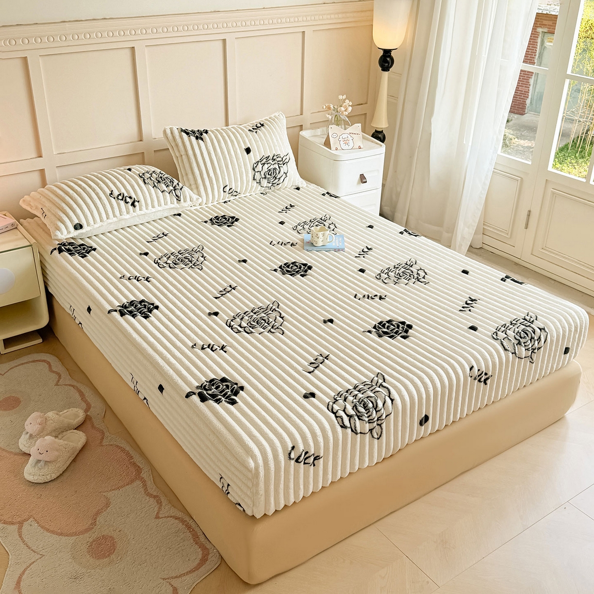 91家纺网 家纺一手货源 找家纺 眠势力 2025新款兔兔绒抽条印花床笠单件冬季兔绒加绒保暖保护套全包防尘床垫罩 幸运玫瑰【兔兔绒抽条床笠】