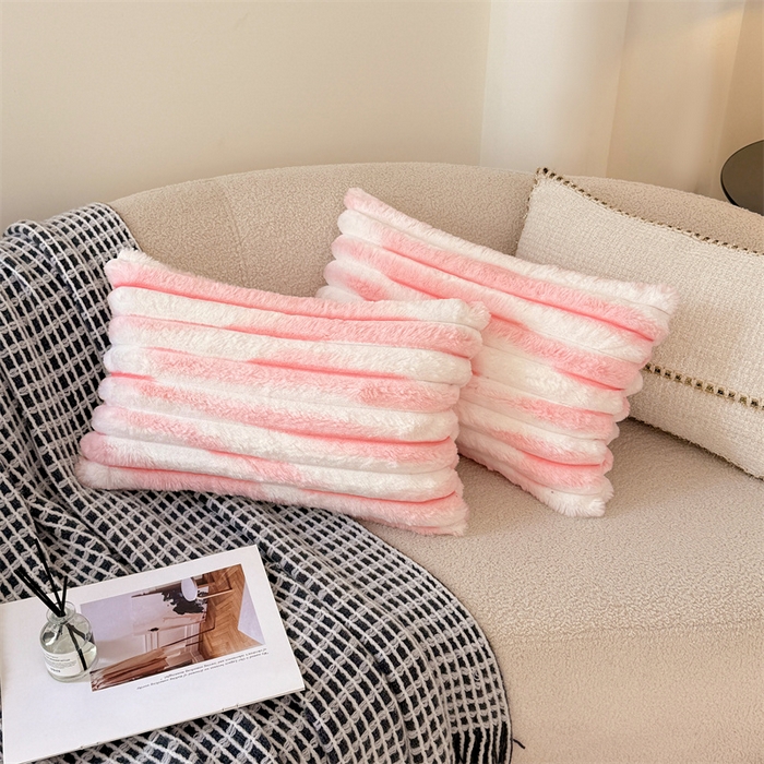 91家纺网 家纺一手货源 找家纺 圣比熊 2025新款兔毛绒抱枕套法兰绒枕套宿舍枕芯套法莱绒30x50枕头套-抽条 兔毛绒抽条-梦幻樱粉