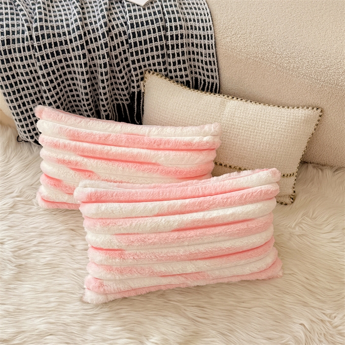 91家纺网 家纺一手货源 找家纺 圣比熊 2025新款兔毛绒抱枕套法兰绒枕套宿舍枕芯套法莱绒30x50枕头套-抽条 兔毛绒抽条-梦幻樱粉