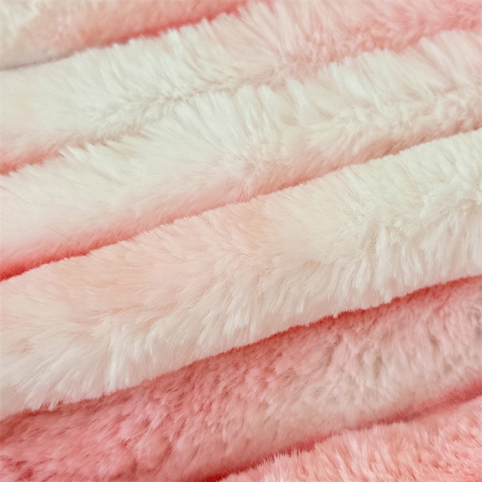 91家纺网 家纺一手货源 找家纺 圣比熊 2025新款兔毛绒抱枕套法兰绒枕套宿舍枕芯套法莱绒30x50枕头套-抽条 兔毛绒抽条-梦幻樱粉