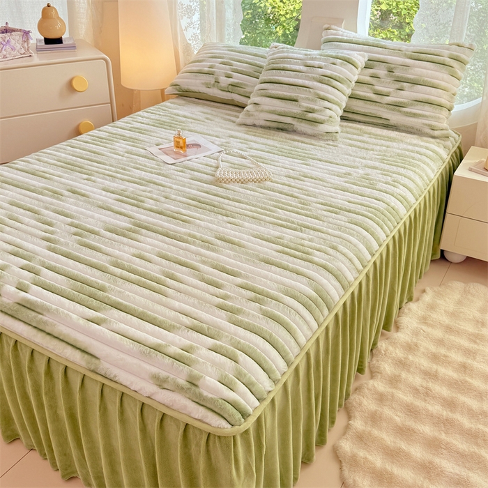 91家纺网 家纺一手货源 找家纺 圣比熊 2025新款兔毛绒床裙法兰绒床垫保护罩牛奶绒床垫法莱绒床单罩-抽条 兔毛绒抽条-梦幻果绿