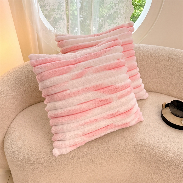 91家纺网 家纺一手货源 找家纺 圣比熊 2025新款兔毛绒抱枕套法兰绒枕套宿舍枕芯套法莱绒枕头套-抽条 兔毛绒抽条-梦幻樱粉