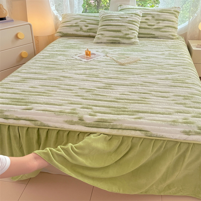 圣比熊 2025新款兔毛绒床裙法兰绒床垫保护罩牛奶绒床垫法莱绒床单罩-抽条 兔毛绒抽条-梦幻果绿
