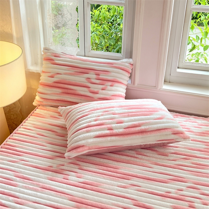 91家纺网 家纺一手货源 找家纺 （总）梦舒羽 2025新款法莱绒床裙法兰绒床垫保护罩牛奶绒兔毛绒床垫床单罩-抽条