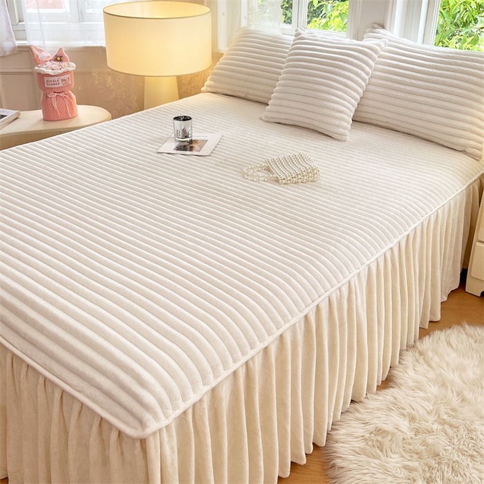 91家纺网 家纺一手货源 找家纺 梦舒羽 2025新款法莱绒床裙法兰绒床垫保护罩牛奶绒兔毛绒床垫床单罩-抽条 法莱绒抽条-晨曦白