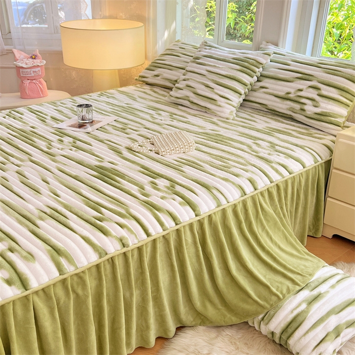 91家纺网 家纺一手货源 找家纺 梦舒羽 2025新款法莱绒床裙法兰绒床垫保护罩牛奶绒兔毛绒床垫床单罩-抽条 法莱绒抽条-梦幻果绿
