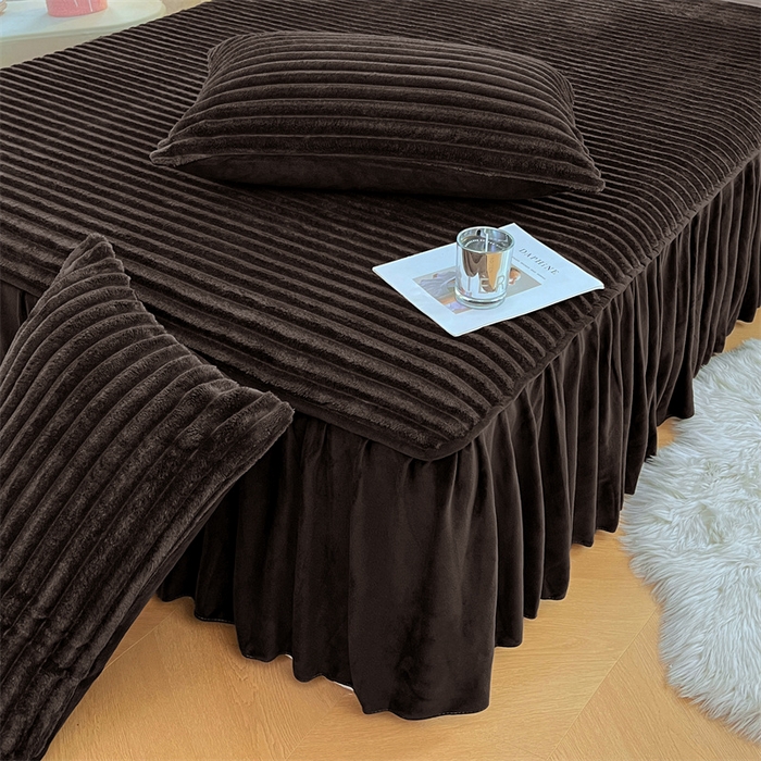 91家纺网 家纺一手货源 找家纺 梦舒羽 2025新款法莱绒床裙法兰绒床垫保护罩牛奶绒兔毛绒床垫床单罩-抽条 法莱绒抽条-咖啡色