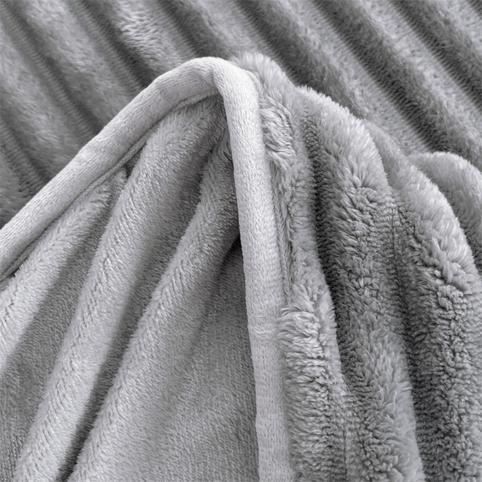 91家纺网 家纺一手货源 找家纺 梦舒羽 2025新款法莱绒床裙法兰绒床垫保护罩牛奶绒兔毛绒床垫床单罩-抽条 法莱绒抽条-烟雨灰