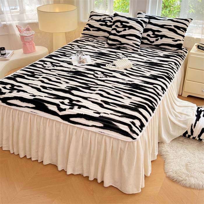 梦舒羽 2025新款法莱绒床裙法兰绒床垫保护罩牛奶绒兔毛绒床垫床单罩-抽条 法莱绒抽条-梦幻墨白