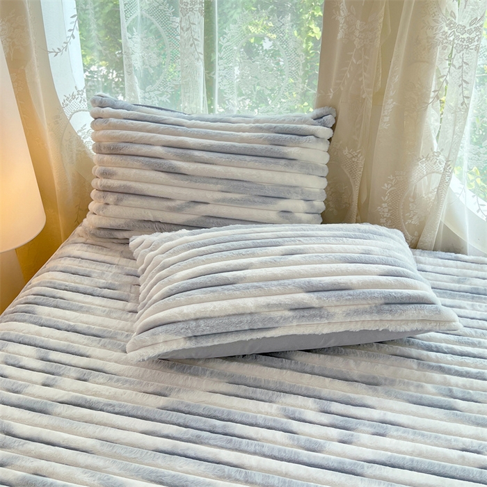 圣比熊 2025新款兔毛绒枕套宿舍枕芯套单人48x74cm法兰绒法莱绒枕头套-抽条 兔毛绒抽条-梦幻浅灰