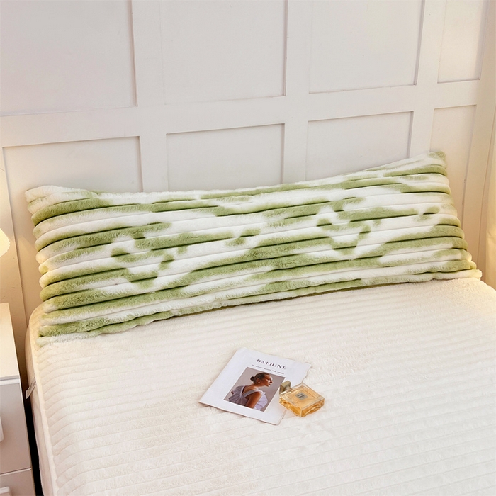 91家纺网 家纺一手货源 找家纺 圣比熊 2025新款兔毛绒双人枕套牛奶绒加长法兰绒枕芯套法莱绒枕头套-抽条 兔毛绒抽条-梦幻果绿