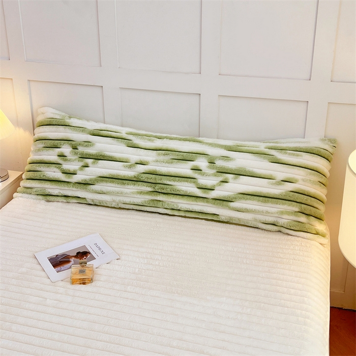 91家纺网 家纺一手货源 找家纺 圣比熊 2025新款兔毛绒双人枕套牛奶绒加长法兰绒枕芯套法莱绒枕头套-抽条 兔毛绒抽条-梦幻果绿