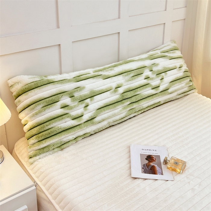 91家纺网 家纺一手货源 找家纺 圣比熊 2025新款兔毛绒双人枕套牛奶绒加长法兰绒枕芯套法莱绒枕头套-抽条 兔毛绒抽条-梦幻果绿