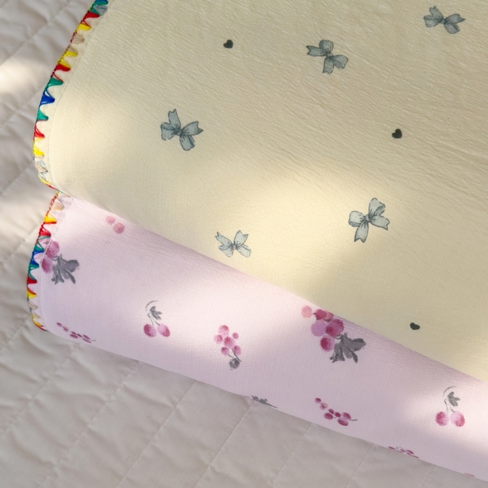 91家纺网 家纺一手货源 找家纺 澜妃 2025新款云感双层纱抗菌贝壳边夏被夏凉被空调被 组合图仅供展示